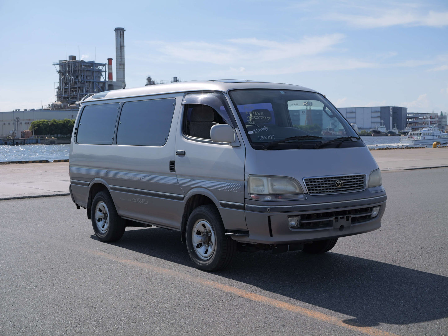 1996 TOYOTA HIACE SUPER CUSTOM G 4WD DIESEL VAN