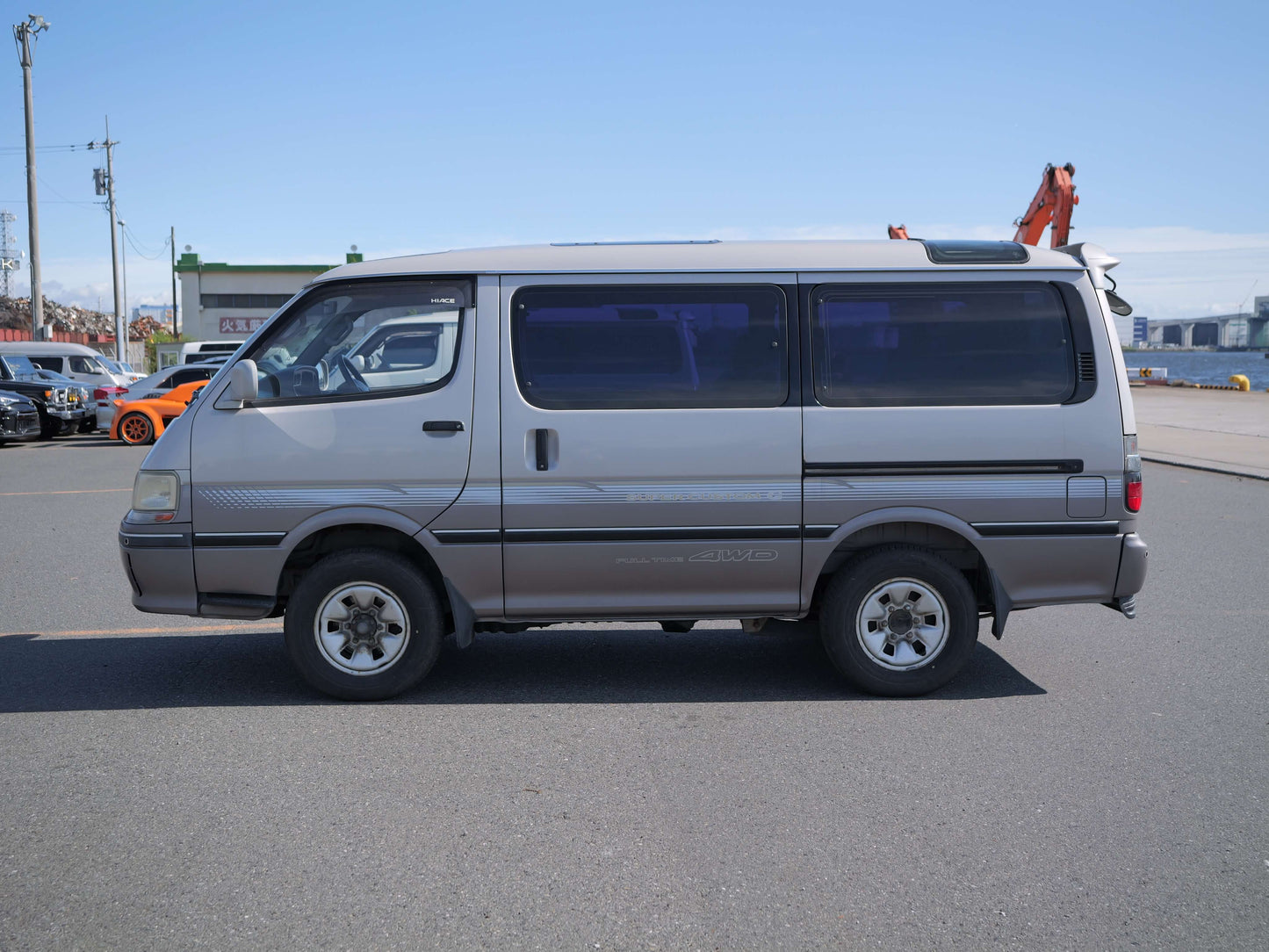 1996 TOYOTA HIACE SUPER CUSTOM G 4WD DIESEL VAN