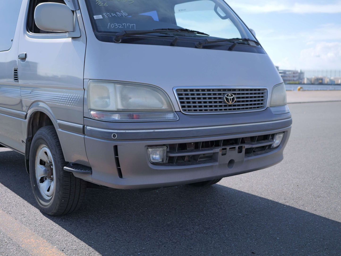 1996 TOYOTA HIACE SUPER CUSTOM G 4WD DIESEL VAN