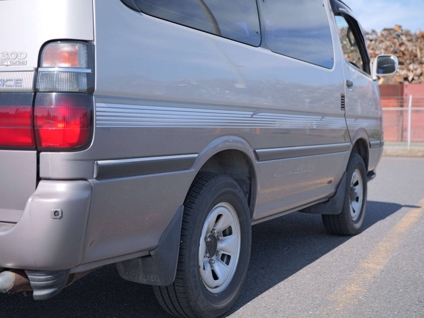 1996 TOYOTA HIACE SUPER CUSTOM G 4WD DIESEL VAN