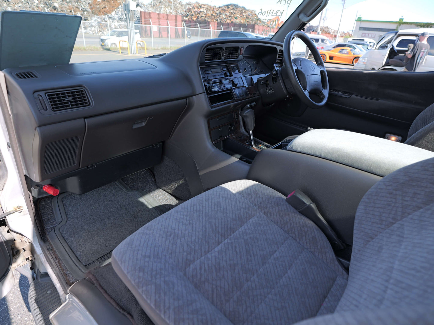 1996 TOYOTA HIACE SUPER CUSTOM G 4WD DIESEL VAN