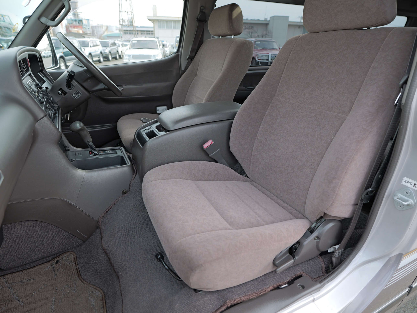 1999 TOYOTA HIACE SUPER CUSTOM 4WD VAN