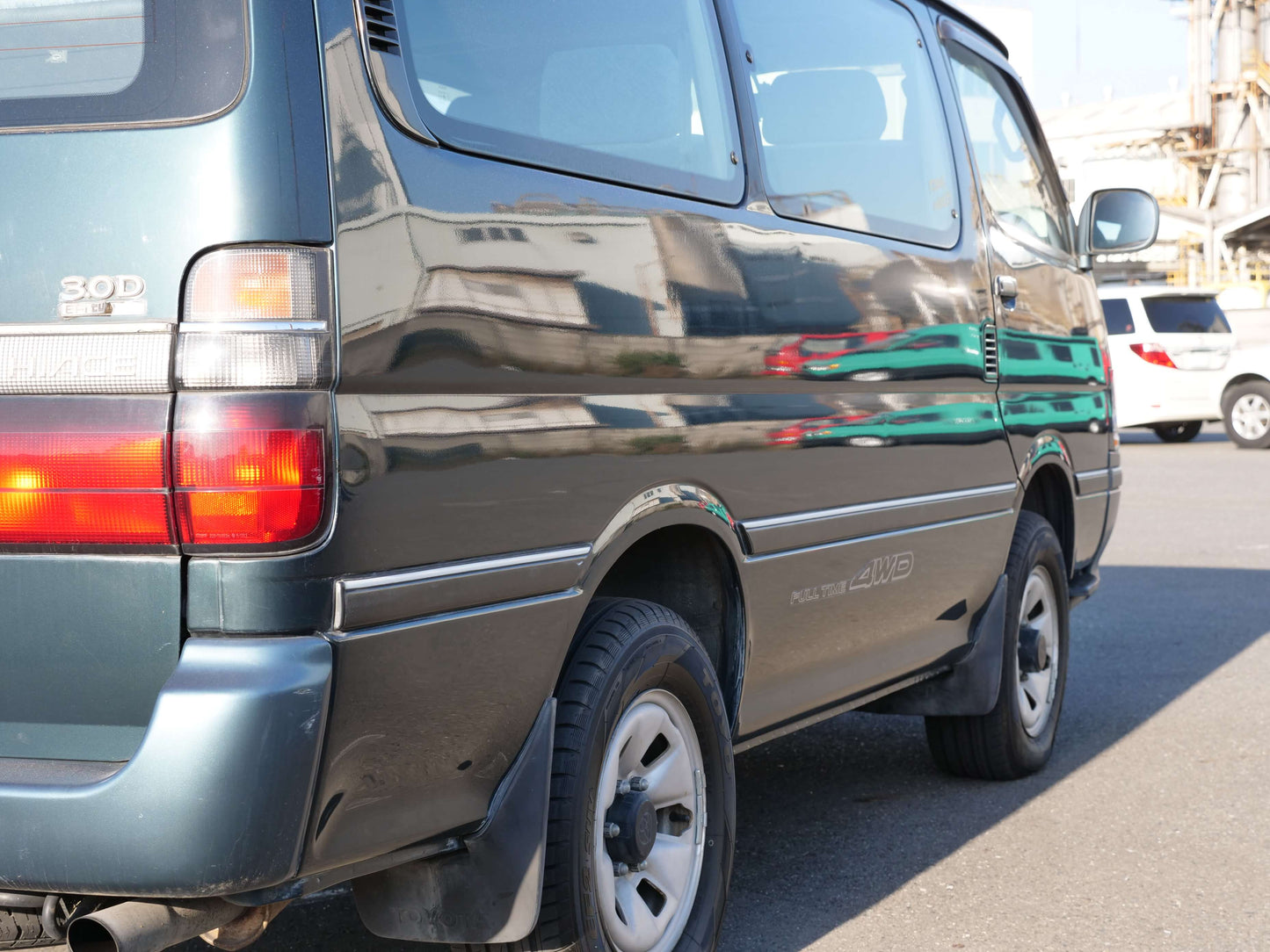 1998 TOYOTA HIACE SUPER CUSTOM 4WD DIESEL VAN