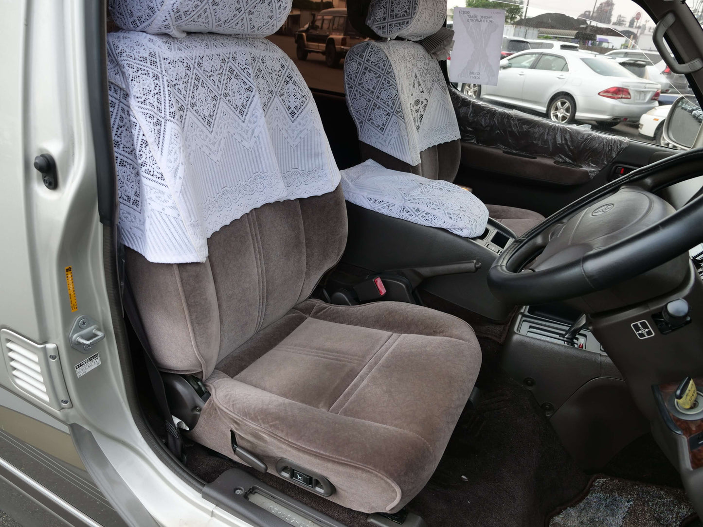 1998 TOYOTA HIACE SUPER CUSTOM LIMITED 4WD DIESEL VAN