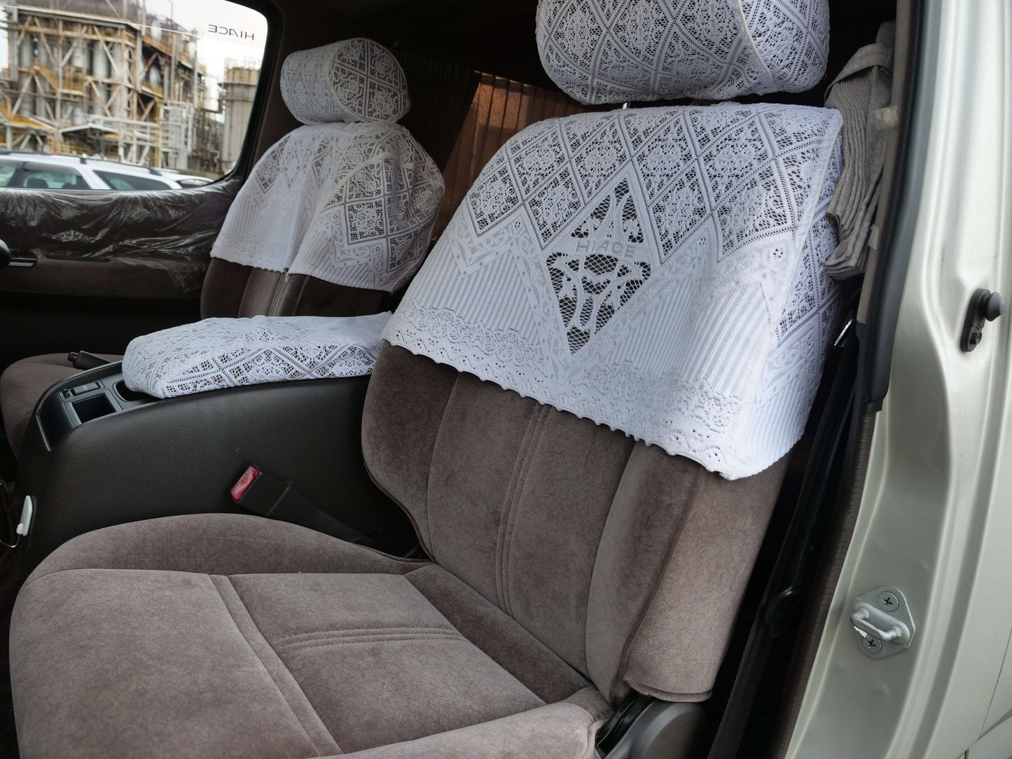 1998 TOYOTA HIACE SUPER CUSTOM LIMITED 4WD DIESEL VAN