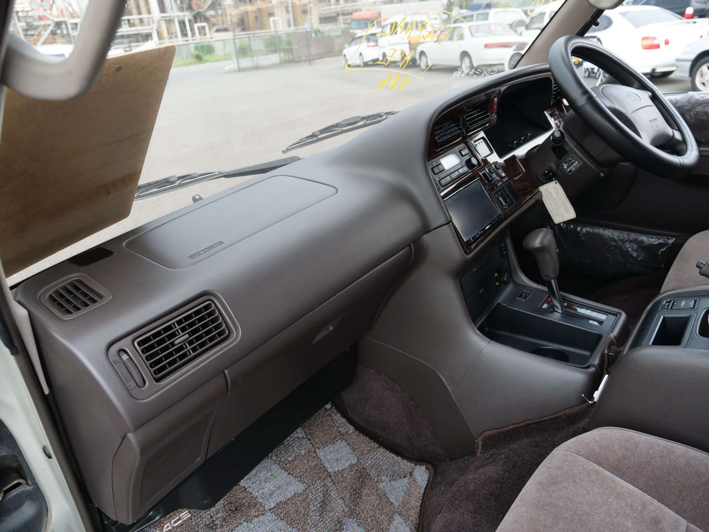 1998 TOYOTA HIACE SUPER CUSTOM LIMITED 4WD DIESEL VAN