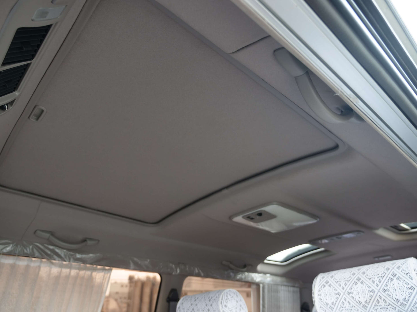 1998 TOYOTA HIACE SUPER CUSTOM LIMITED 4WD DIESEL VAN