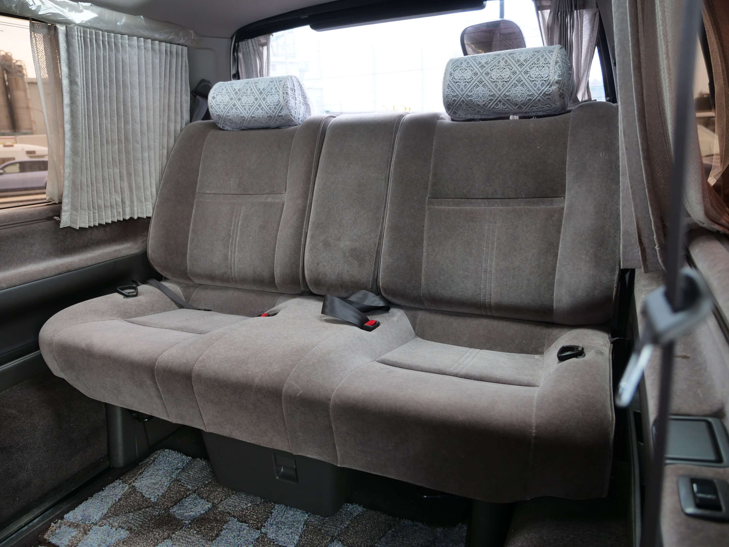 1998 TOYOTA HIACE SUPER CUSTOM LIMITED 4WD DIESEL VAN