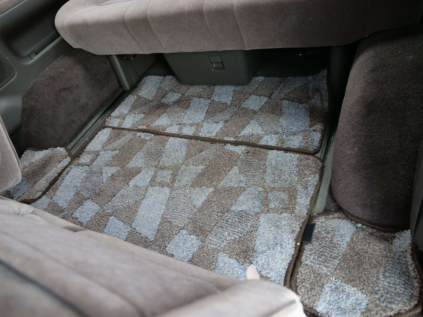 1998 TOYOTA HIACE SUPER CUSTOM LIMITED 4WD DIESEL VAN