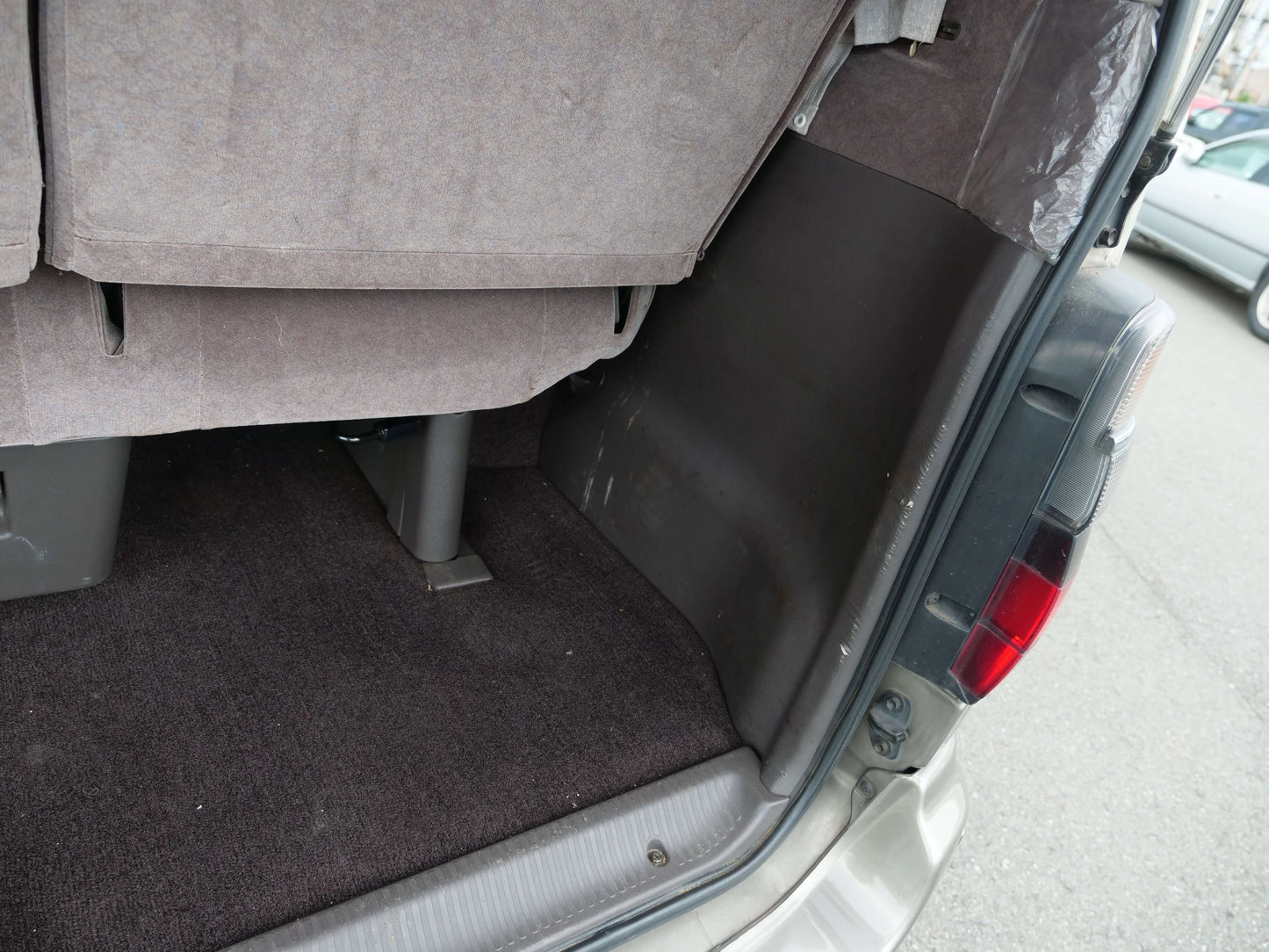 1998 TOYOTA HIACE SUPER CUSTOM LIMITED 4WD DIESEL VAN