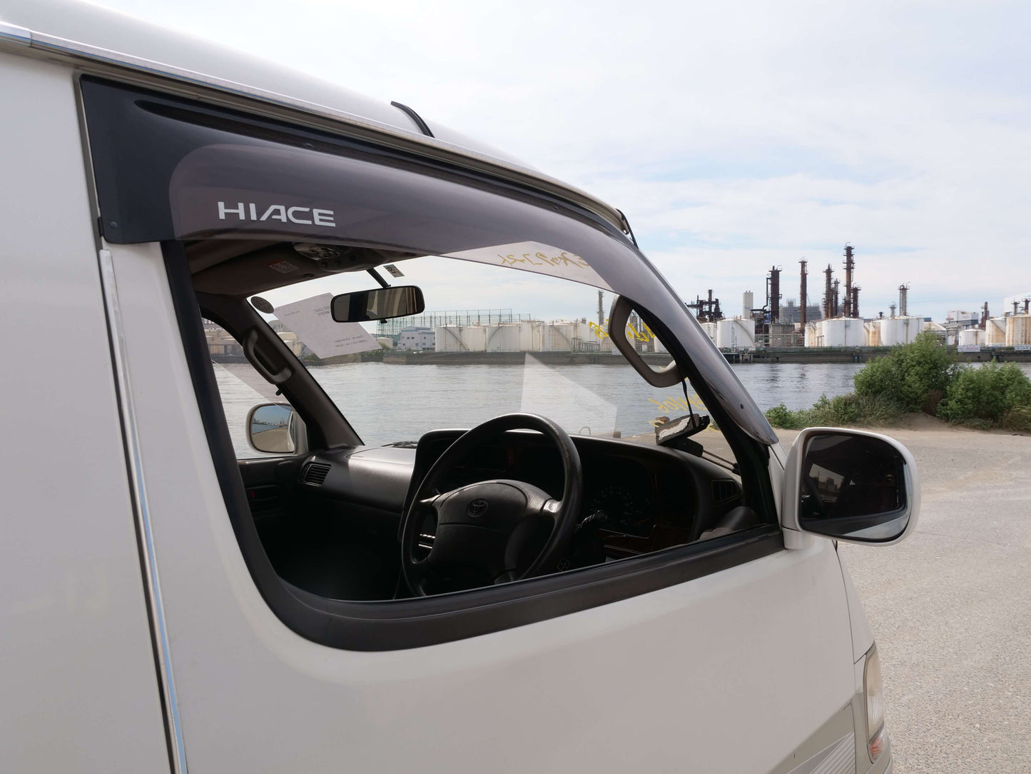 1999 TOYOTA HIACE SUPER CUSTOM 4WD DIESEL VAN