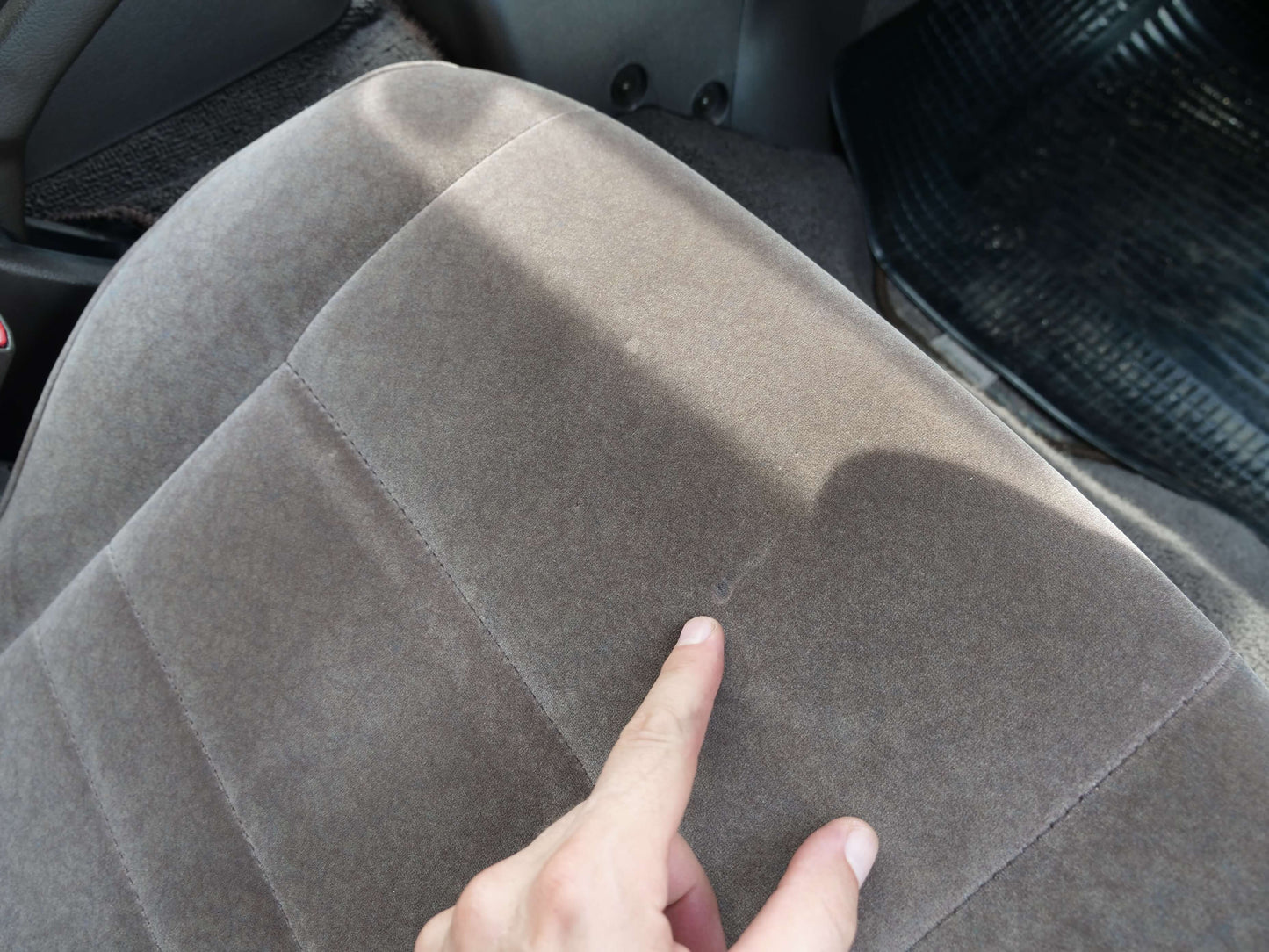 1999 TOYOTA HIACE SUPER CUSTOM 4WD DIESEL VAN