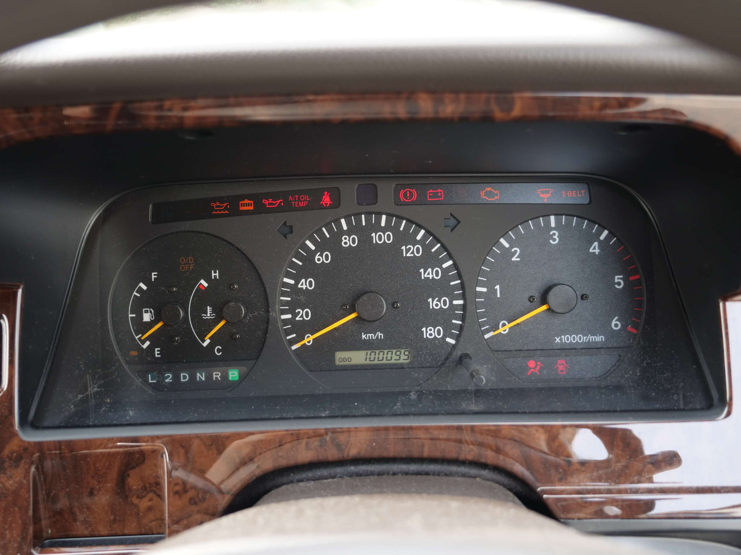 1999 TOYOTA HIACE SUPER CUSTOM 4WD DIESEL VAN