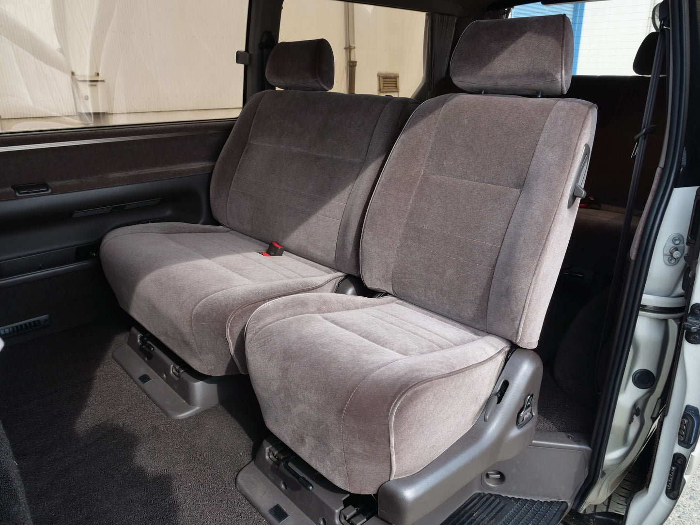 1999 TOYOTA HIACE SUPER CUSTOM 4WD DIESEL VAN