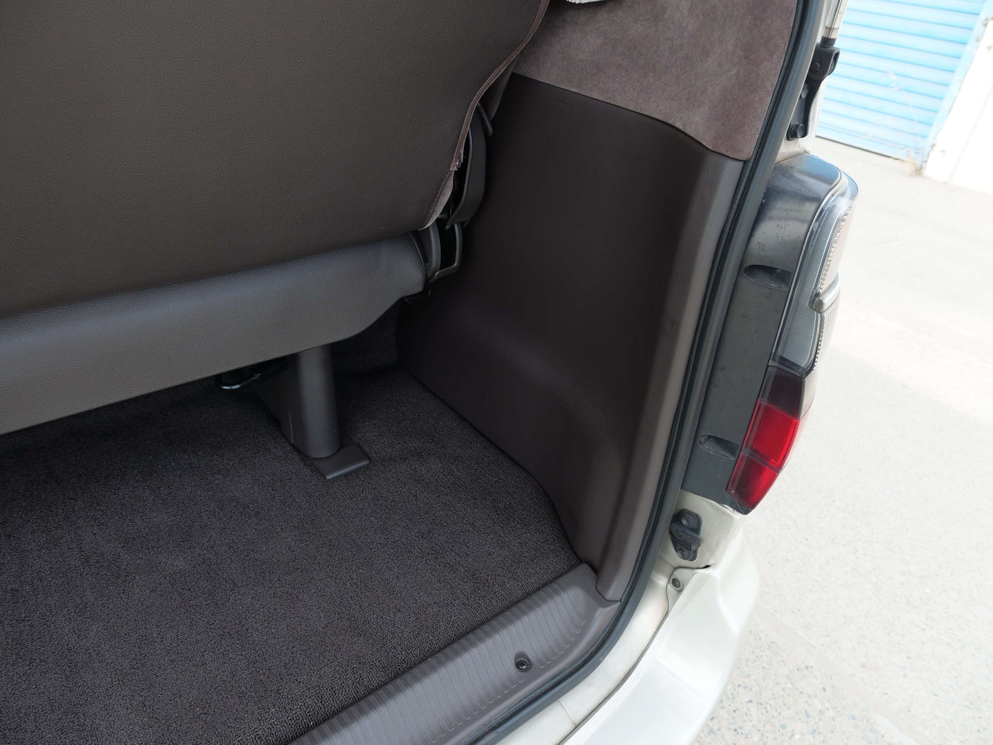 1999 TOYOTA HIACE SUPER CUSTOM 4WD DIESEL VAN