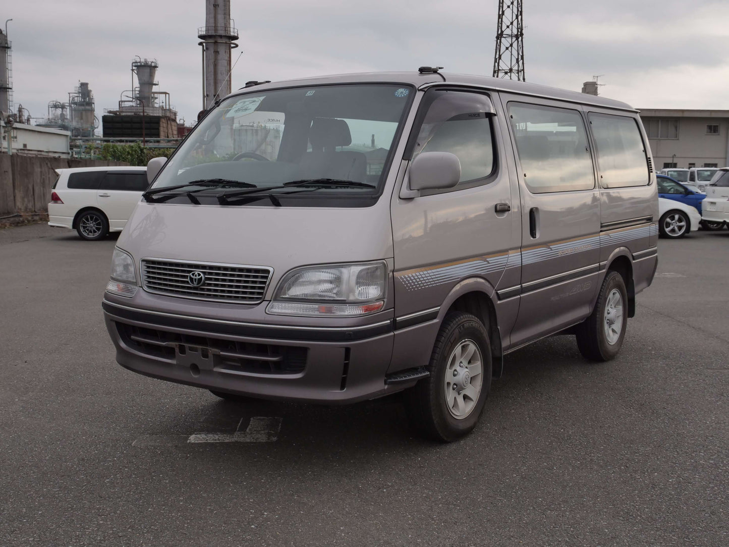 1999 TOYOTA HIACE SUPER CUSTOM 4WD VAN
