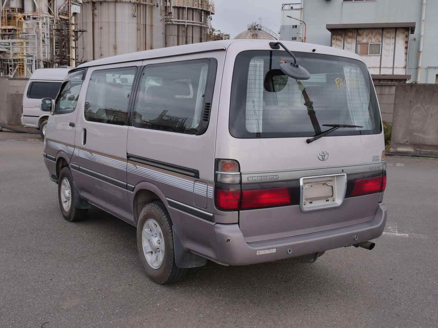 1999 TOYOTA HIACE SUPER CUSTOM 4WD VAN