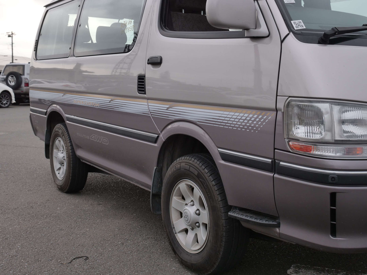 1999 TOYOTA HIACE SUPER CUSTOM 4WD VAN