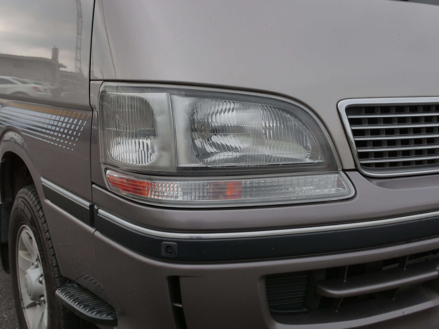 1999 TOYOTA HIACE SUPER CUSTOM 4WD VAN