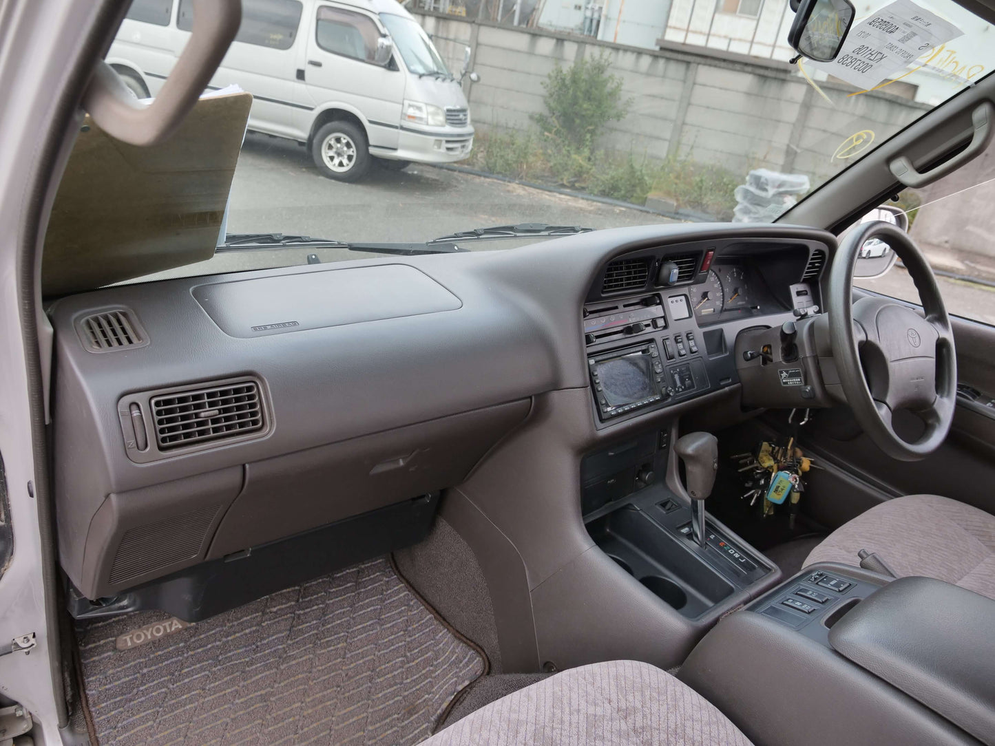 1999 TOYOTA HIACE SUPER CUSTOM 4WD VAN