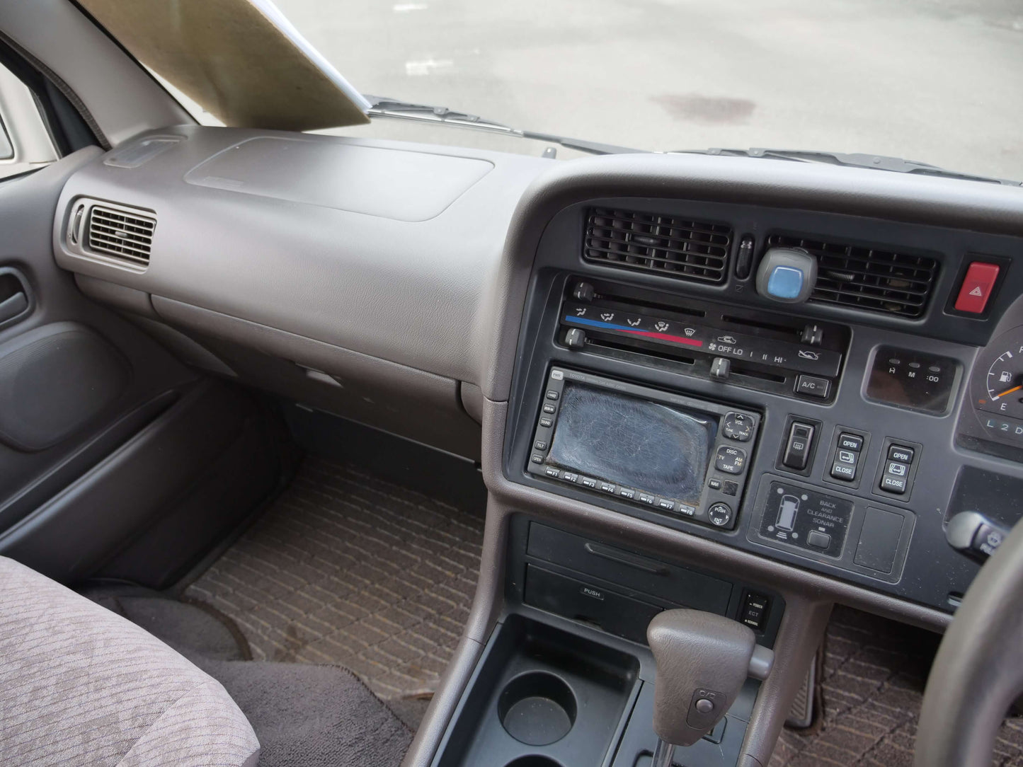 1999 TOYOTA HIACE SUPER CUSTOM 4WD VAN