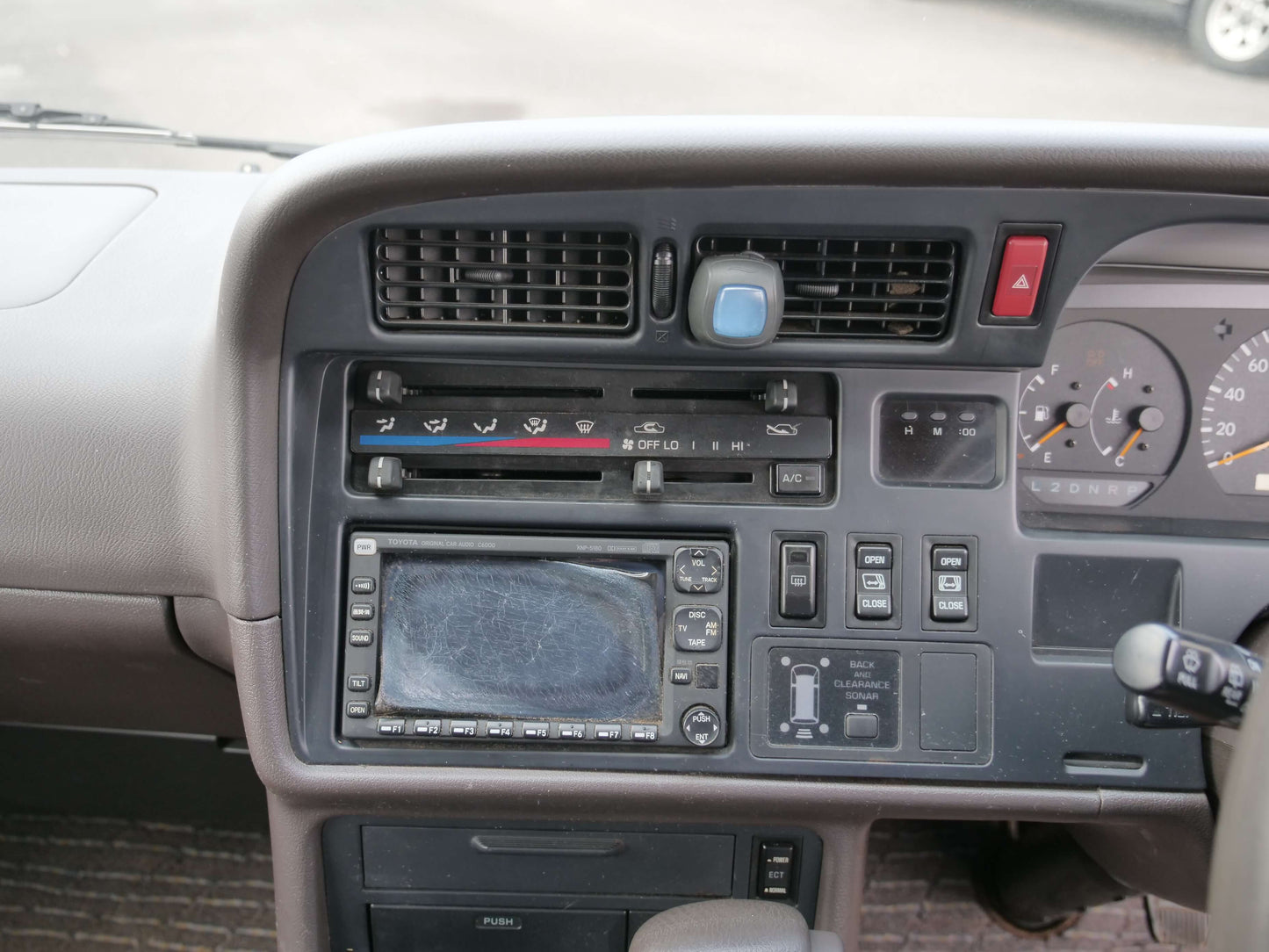 1999 TOYOTA HIACE SUPER CUSTOM 4WD VAN