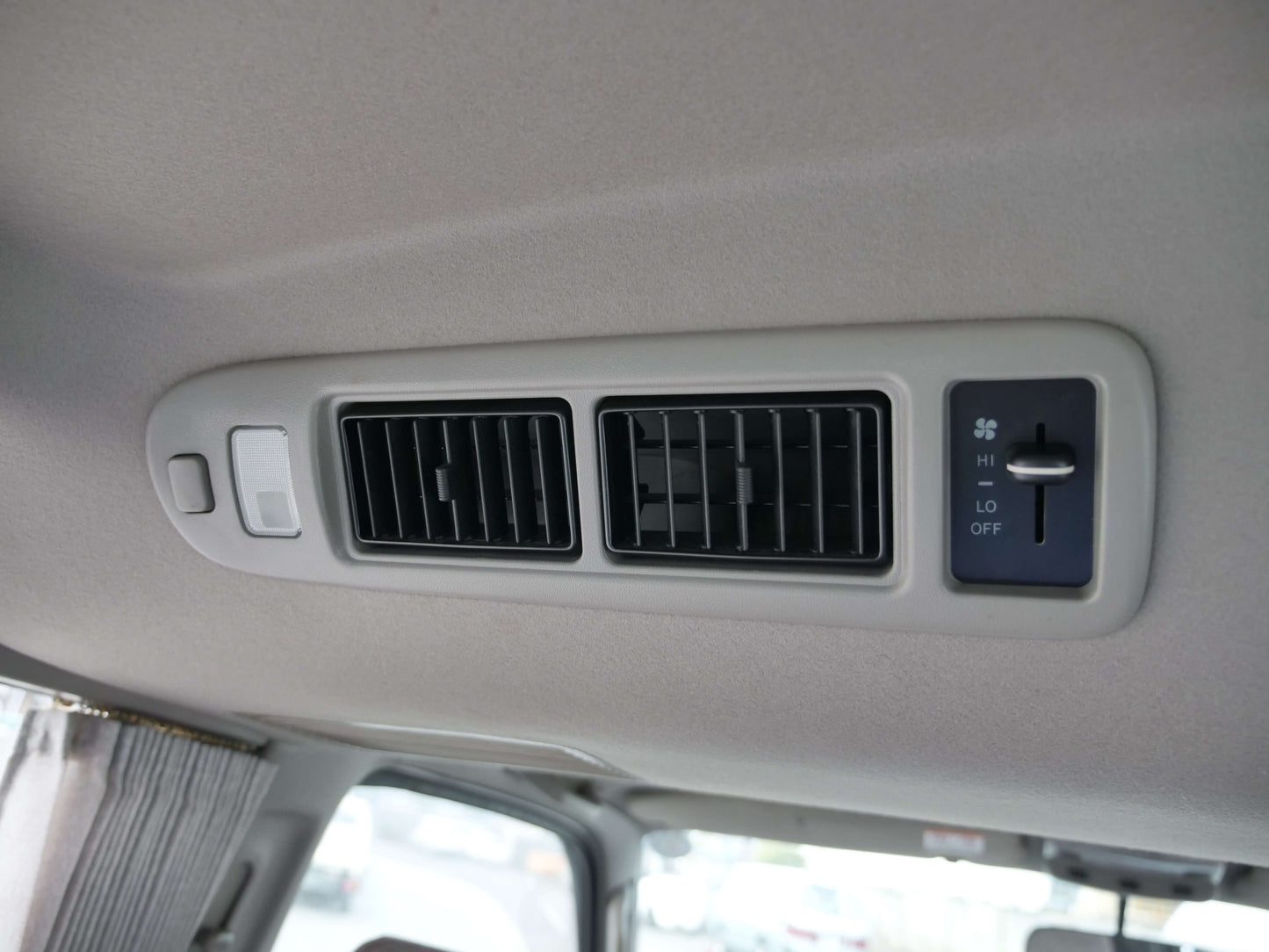 1999 TOYOTA HIACE SUPER CUSTOM 4WD VAN