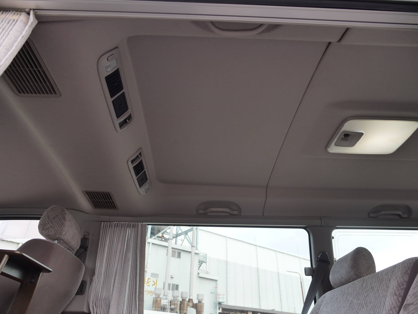 1999 TOYOTA HIACE SUPER CUSTOM 4WD VAN