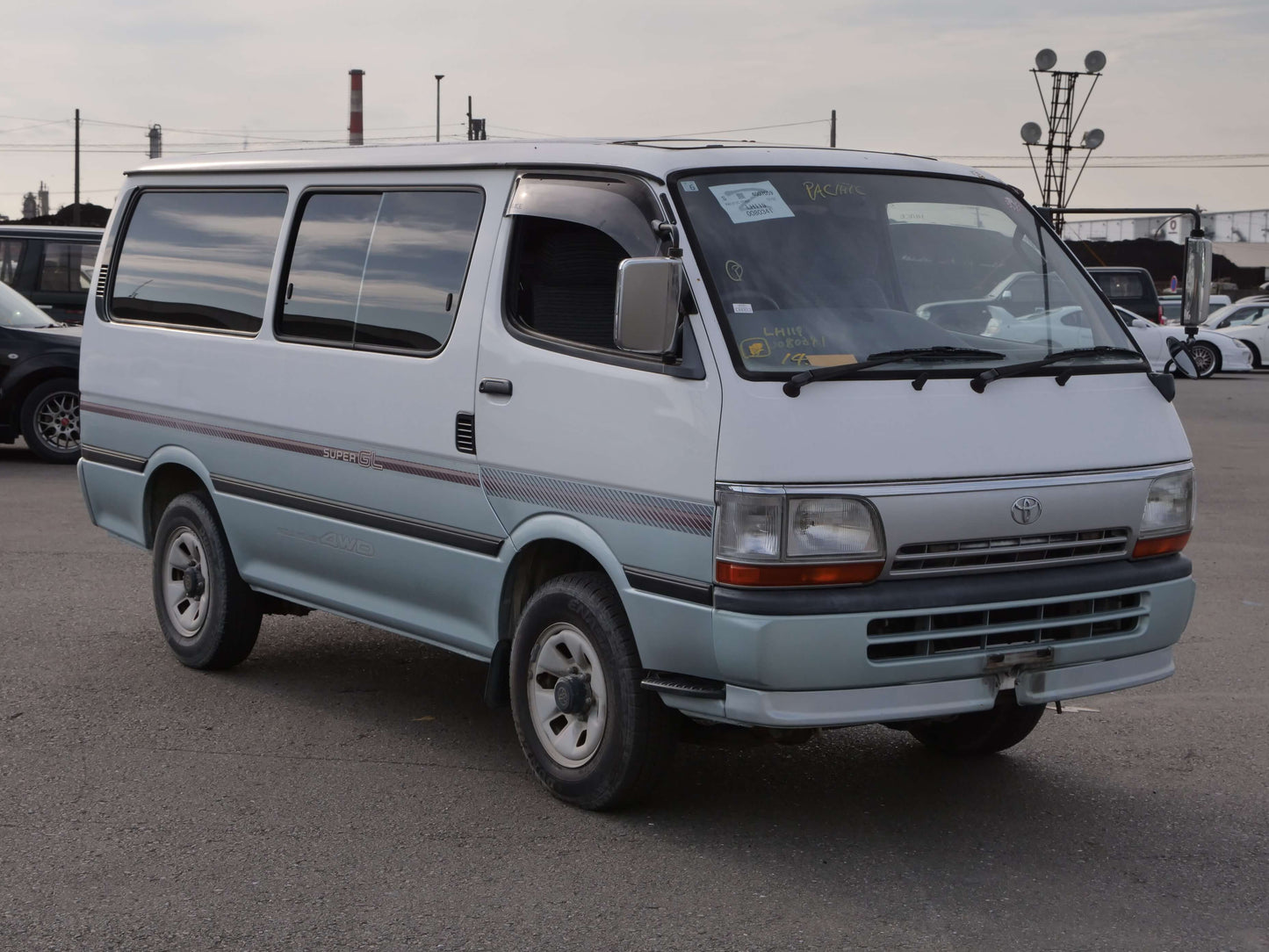 1996 TOYOTA HIACE SUPER GL 4WD VAN