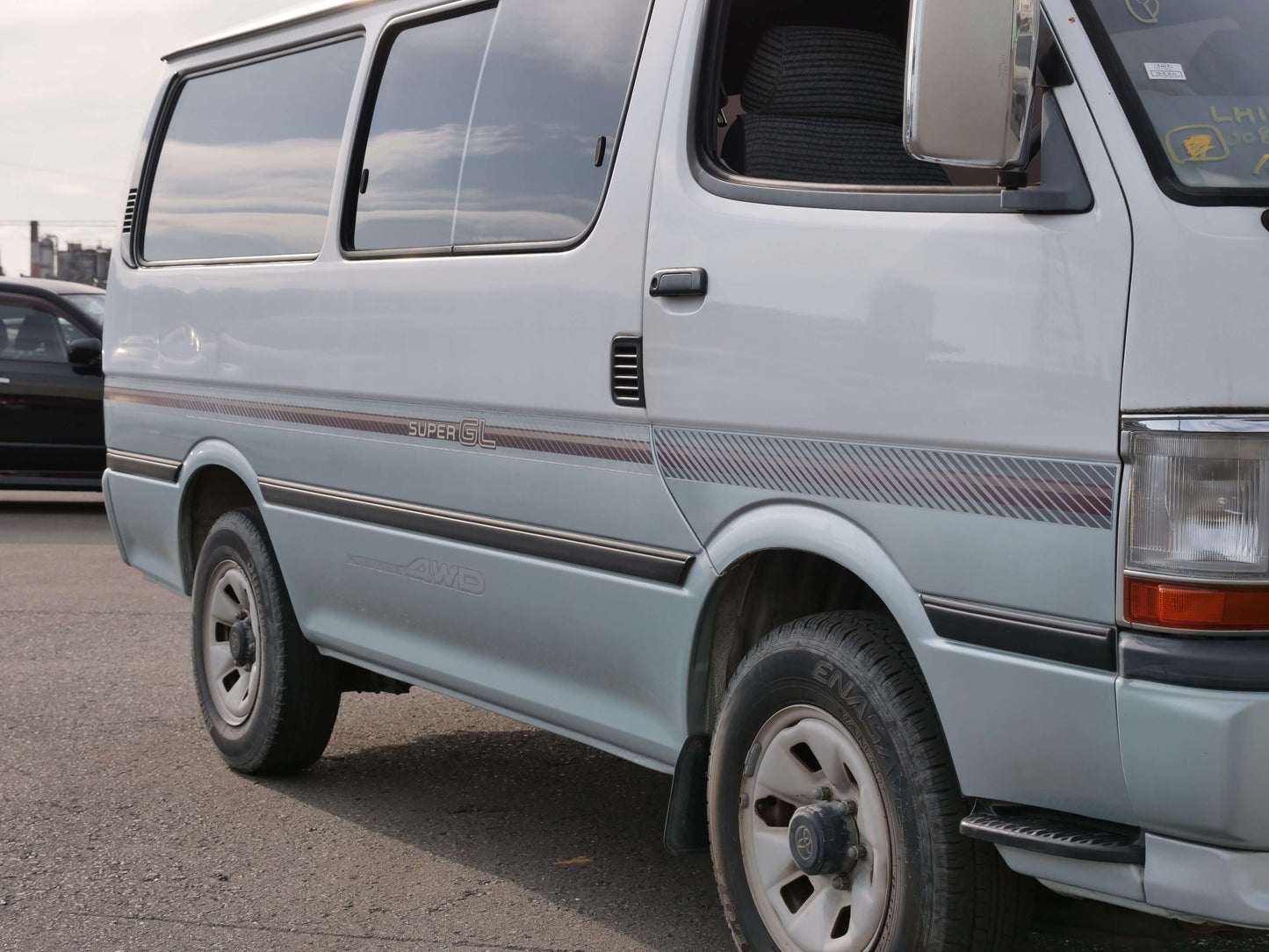 1996 TOYOTA HIACE SUPER GL 4WD VAN