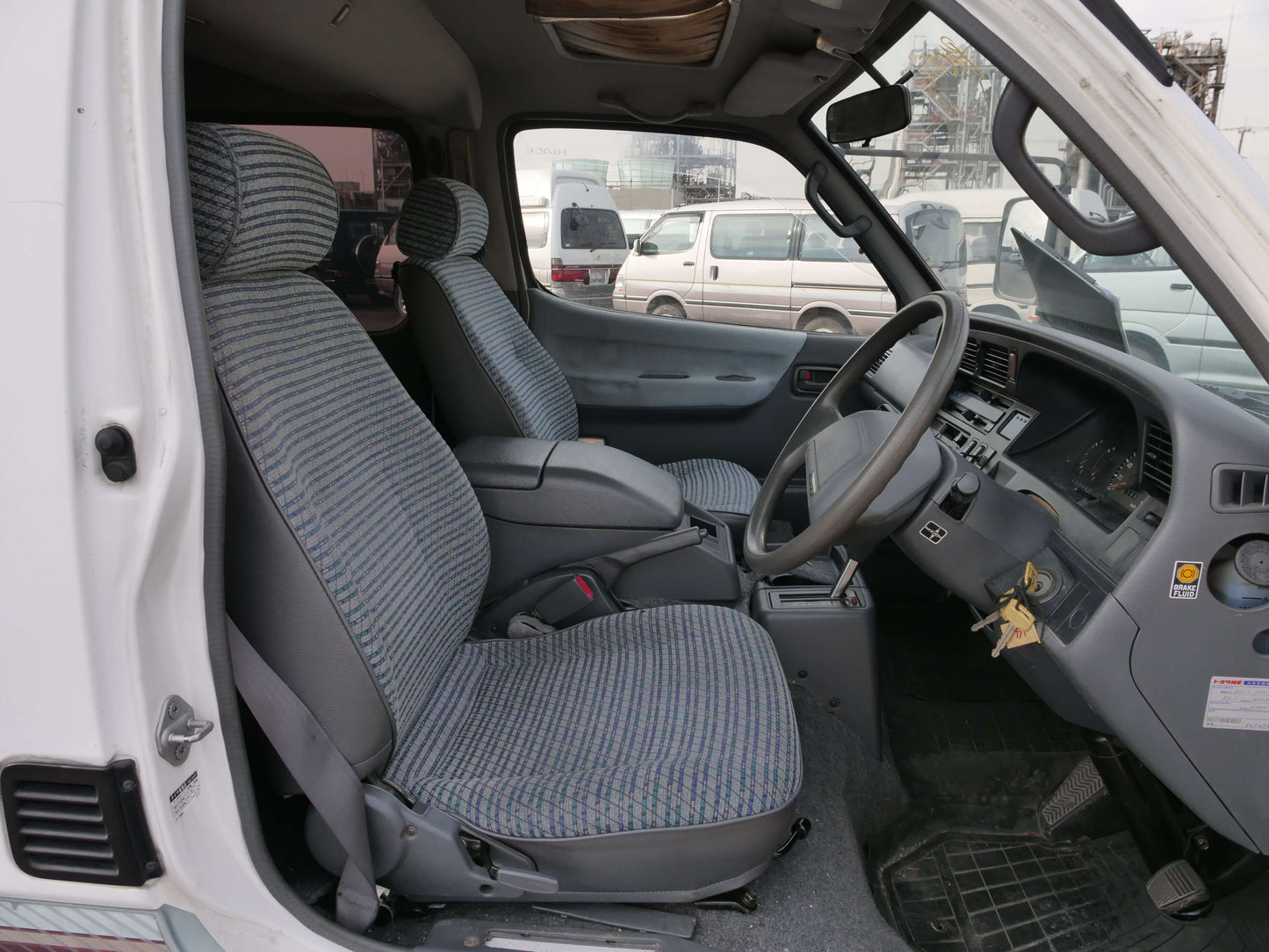 1996 TOYOTA HIACE SUPER GL 4WD VAN