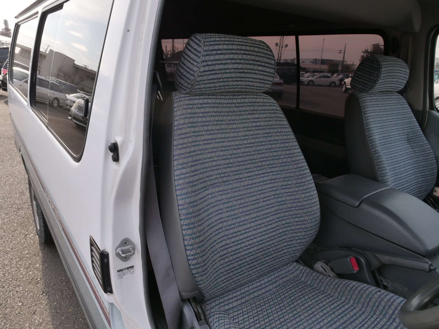 1996 TOYOTA HIACE SUPER GL 4WD VAN