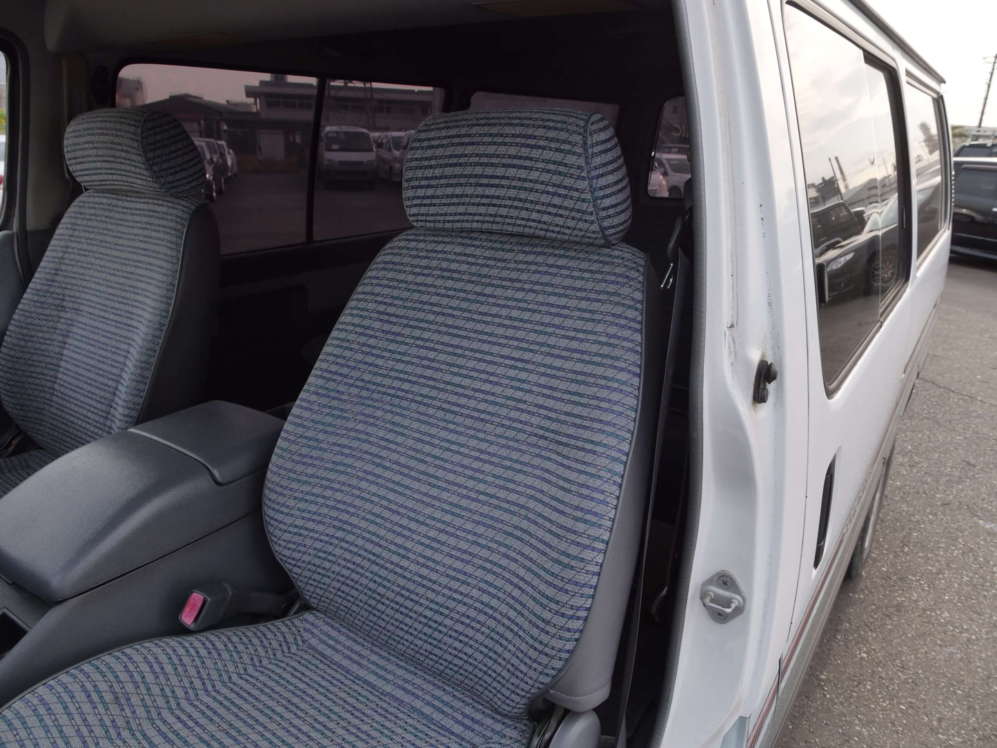1996 TOYOTA HIACE SUPER GL 4WD VAN
