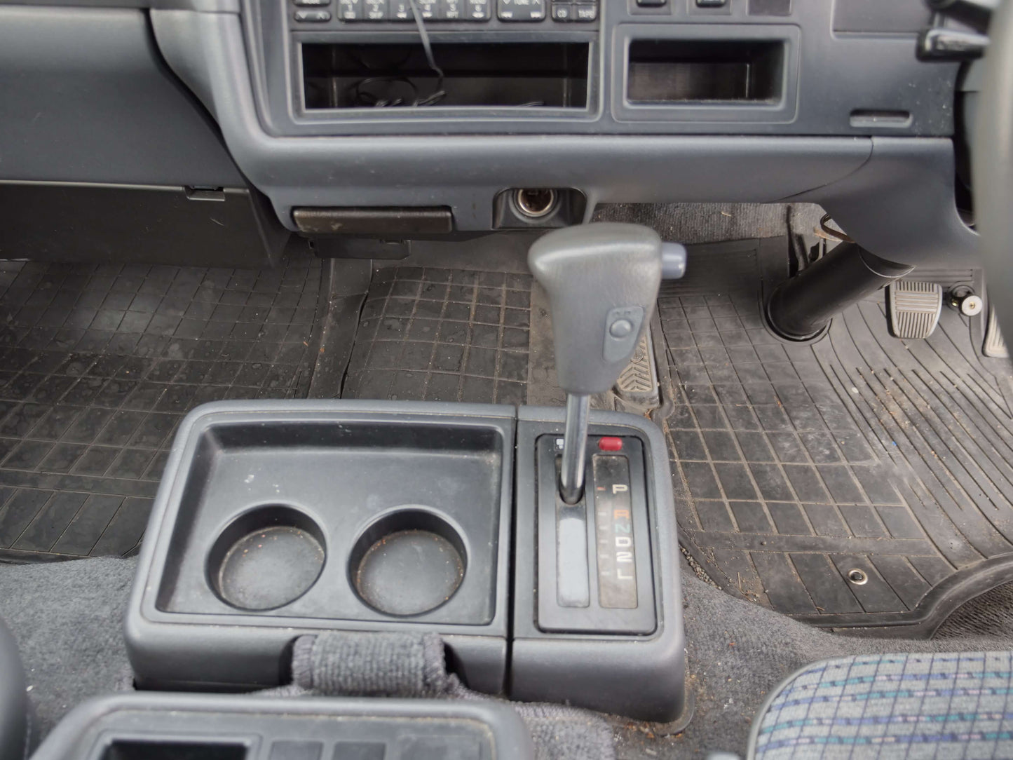 1996 TOYOTA HIACE SUPER GL 4WD VAN