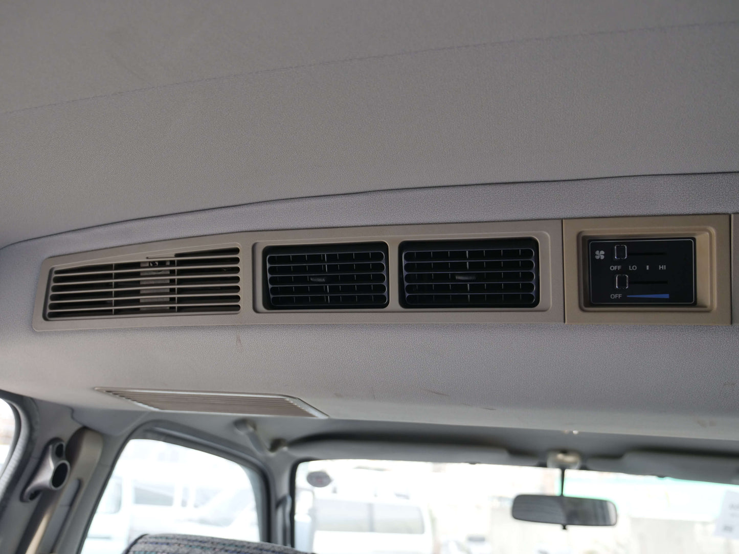 1996 TOYOTA HIACE SUPER GL 4WD VAN