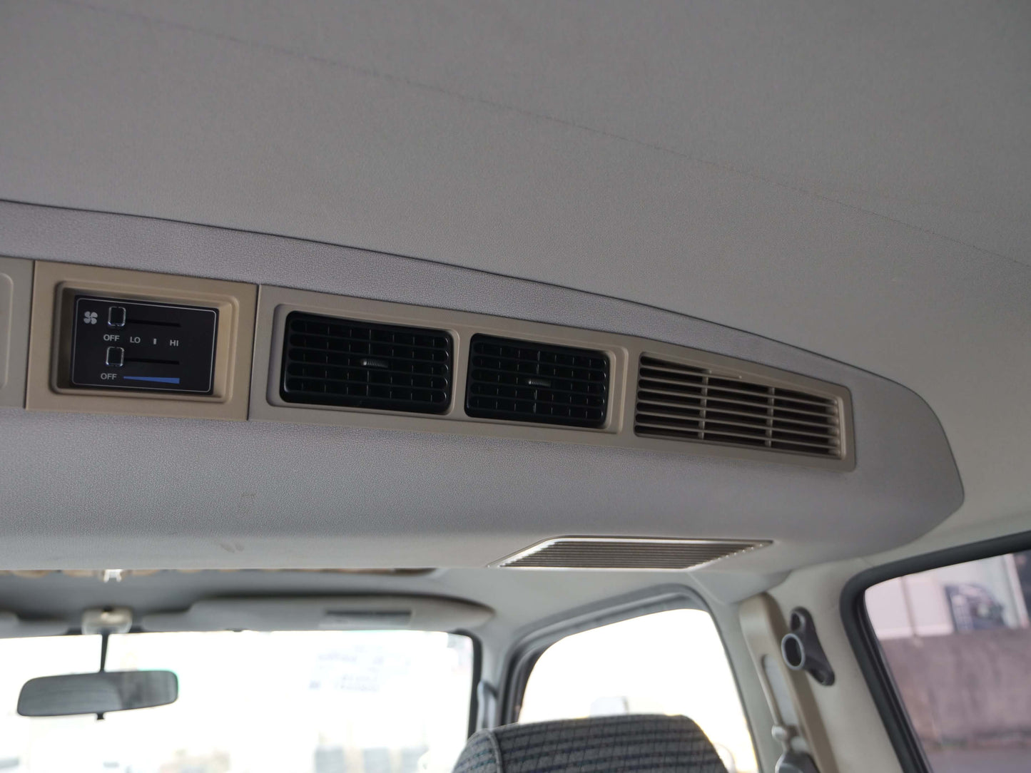 1996 TOYOTA HIACE SUPER GL 4WD VAN