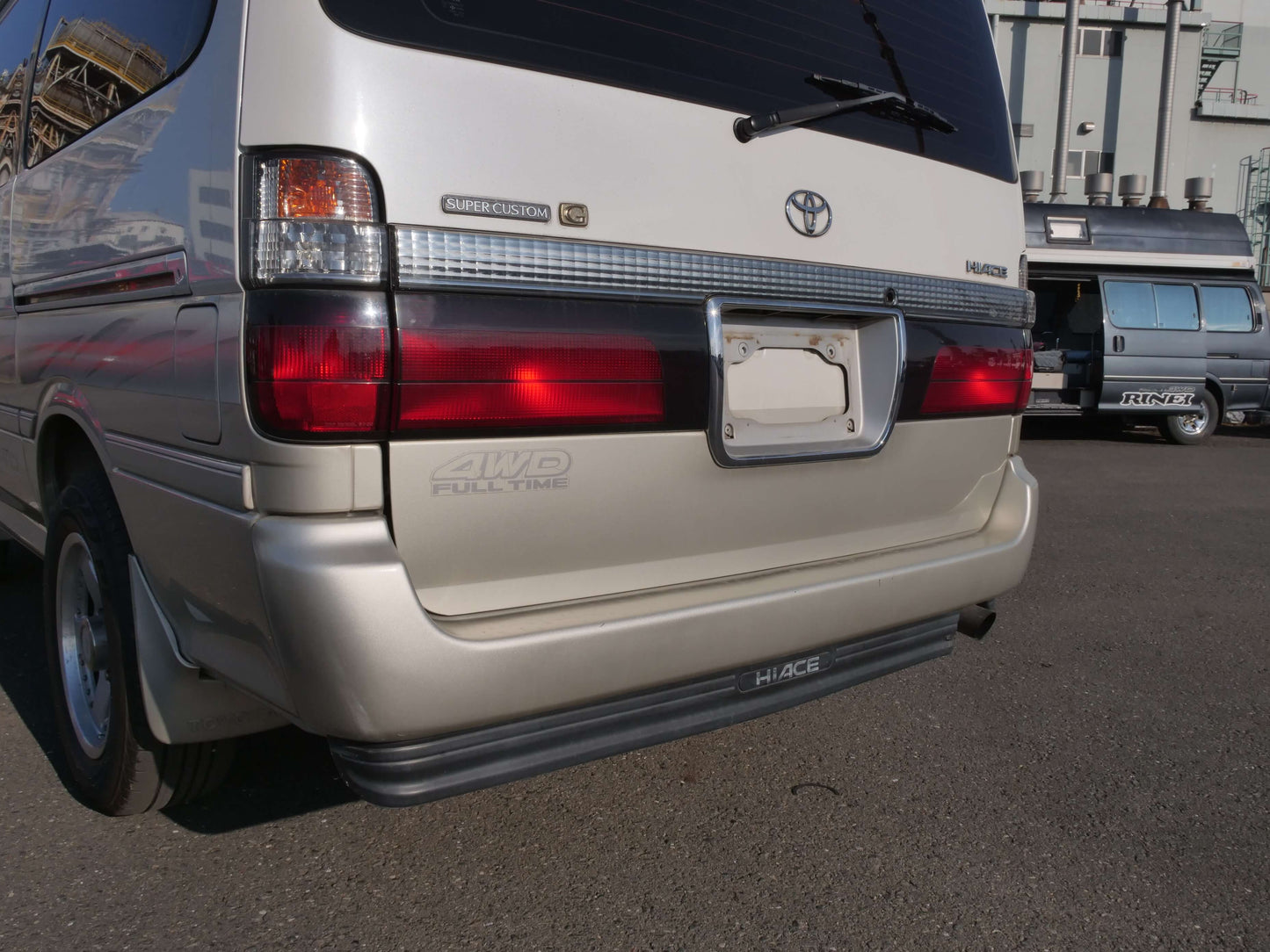 2000 TOYOTA HIACE SUPER CUSTOM 4WD VAN