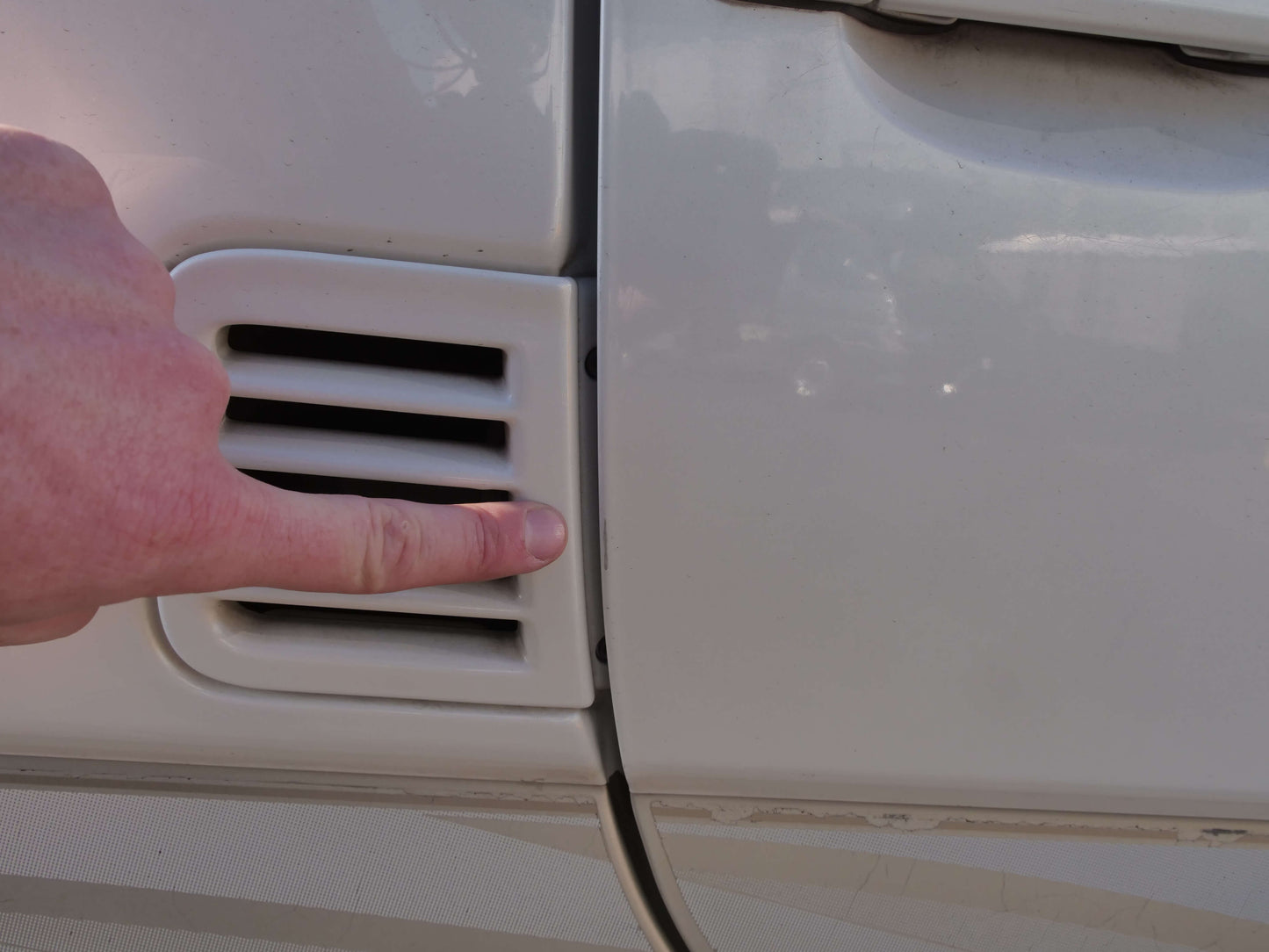 2000 TOYOTA HIACE SUPER CUSTOM 4WD VAN