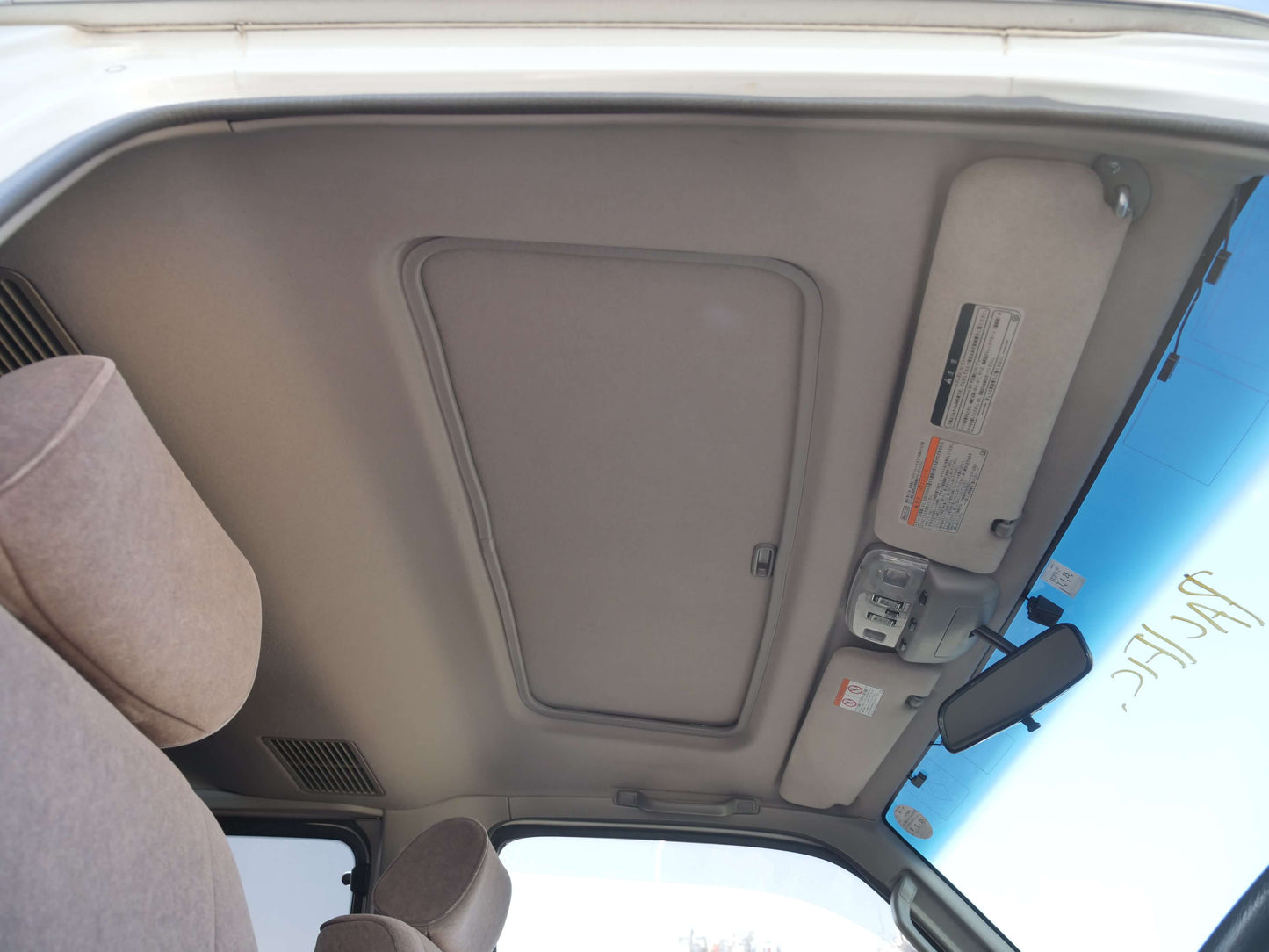 2000 TOYOTA HIACE SUPER CUSTOM 4WD VAN