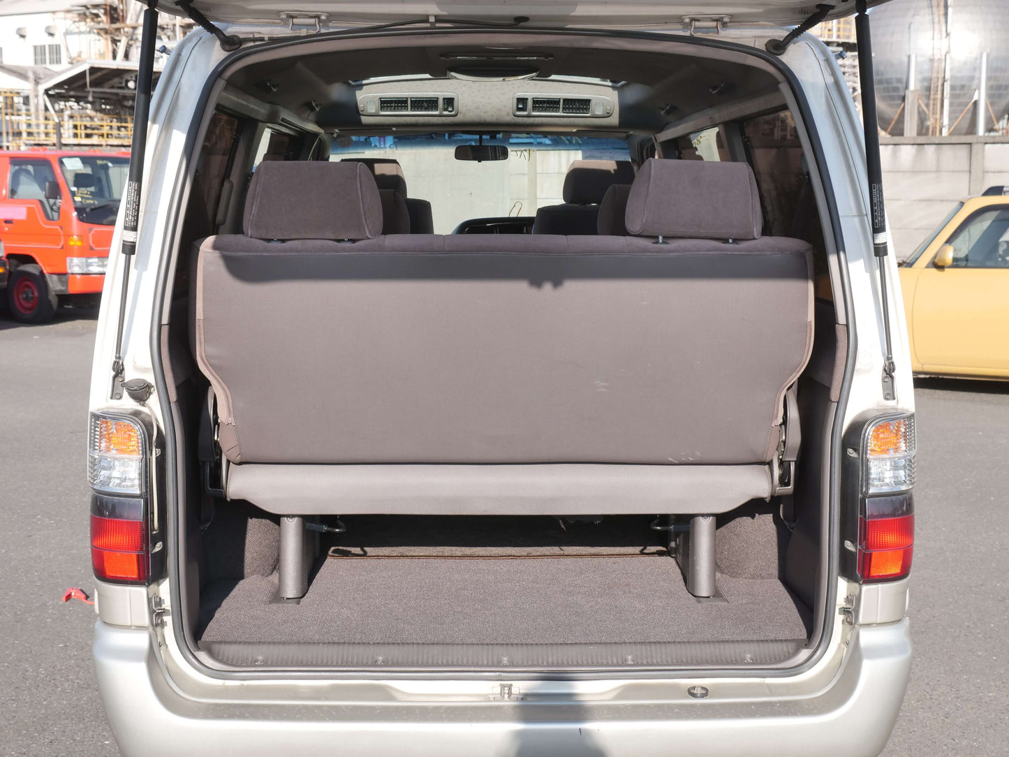 2000 TOYOTA HIACE SUPER CUSTOM 4WD VAN