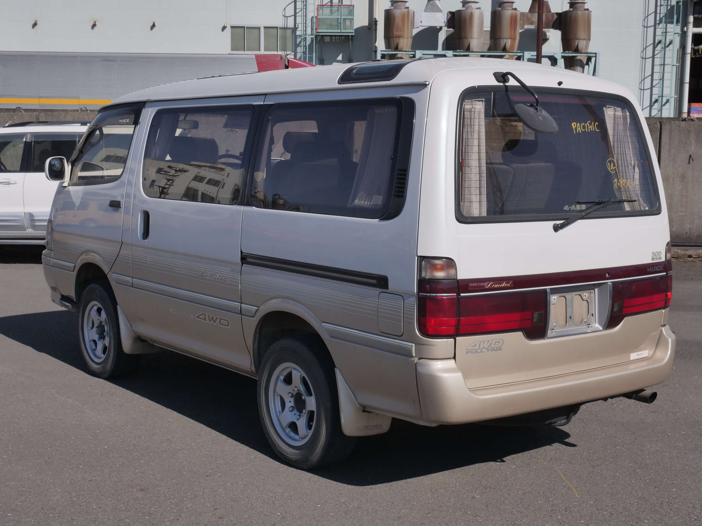 1994 TOYOTA HIACE SUPER CUSTOM LIMITED 4WD VAN