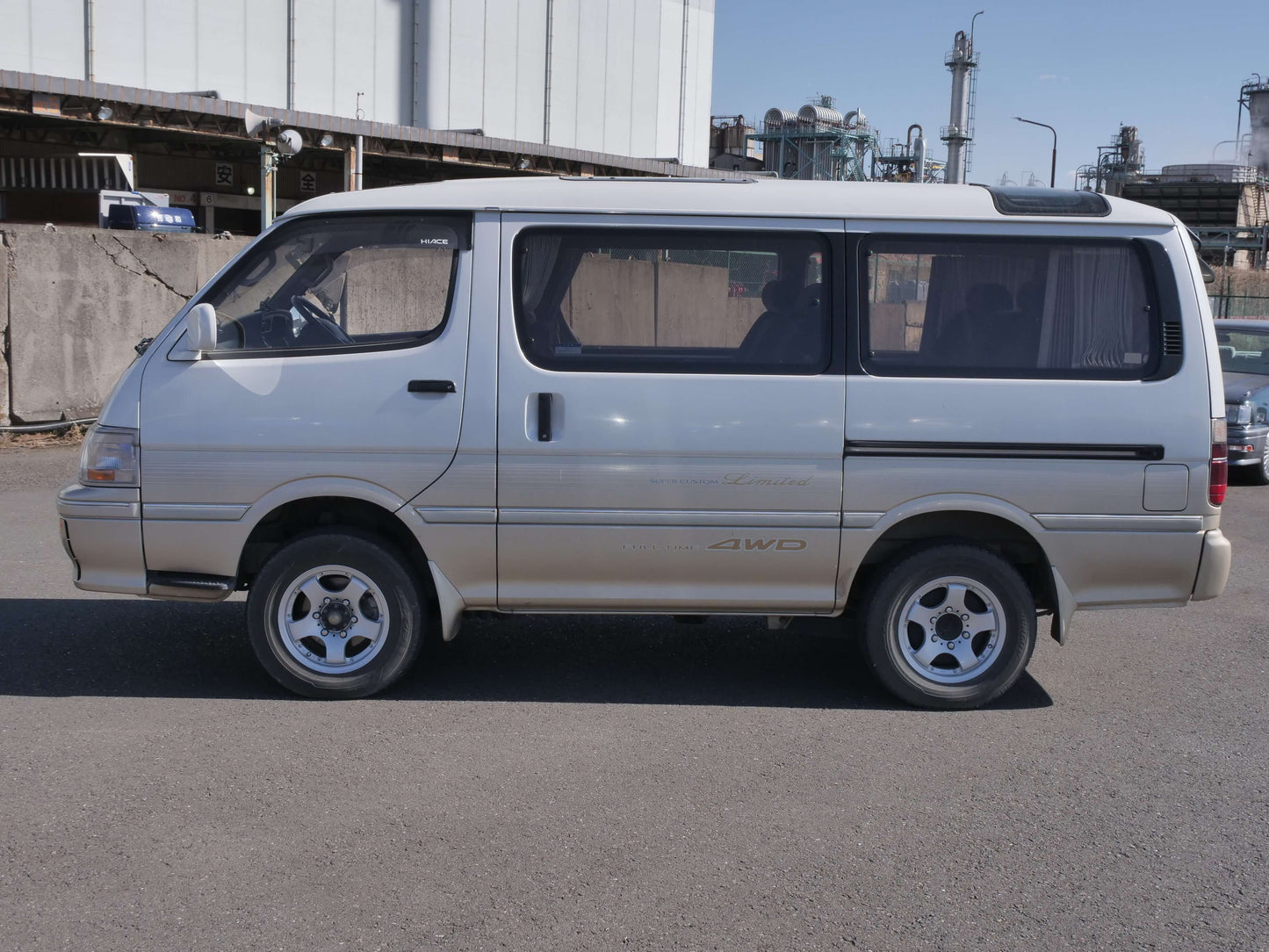 1994 TOYOTA HIACE SUPER CUSTOM LIMITED 4WD VAN