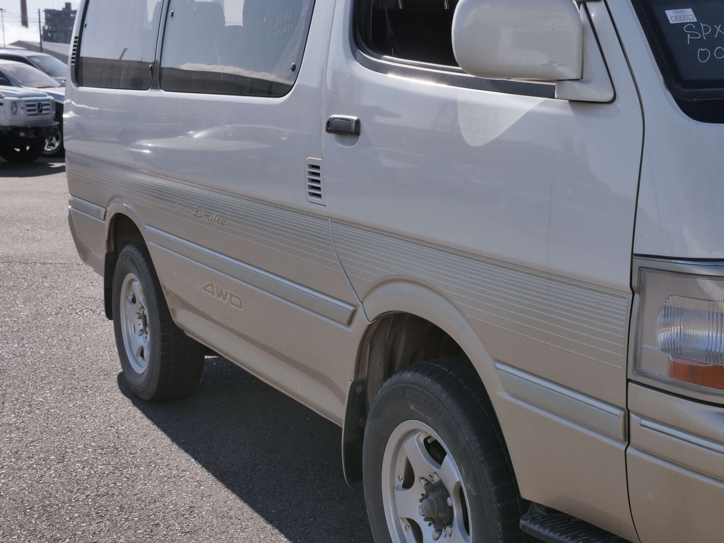 1994 TOYOTA HIACE SUPER CUSTOM LIMITED 4WD VAN