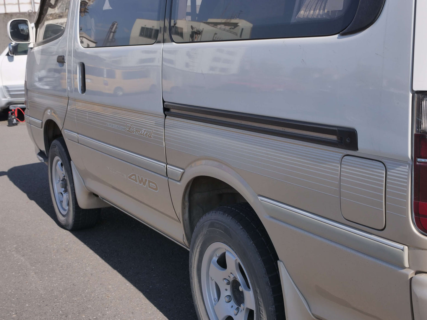 1994 TOYOTA HIACE SUPER CUSTOM LIMITED 4WD VAN