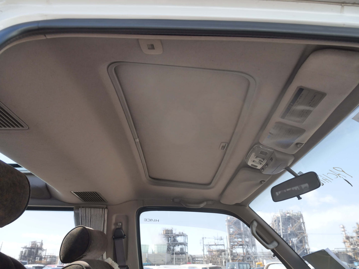 1994 TOYOTA HIACE SUPER CUSTOM LIMITED 4WD VAN