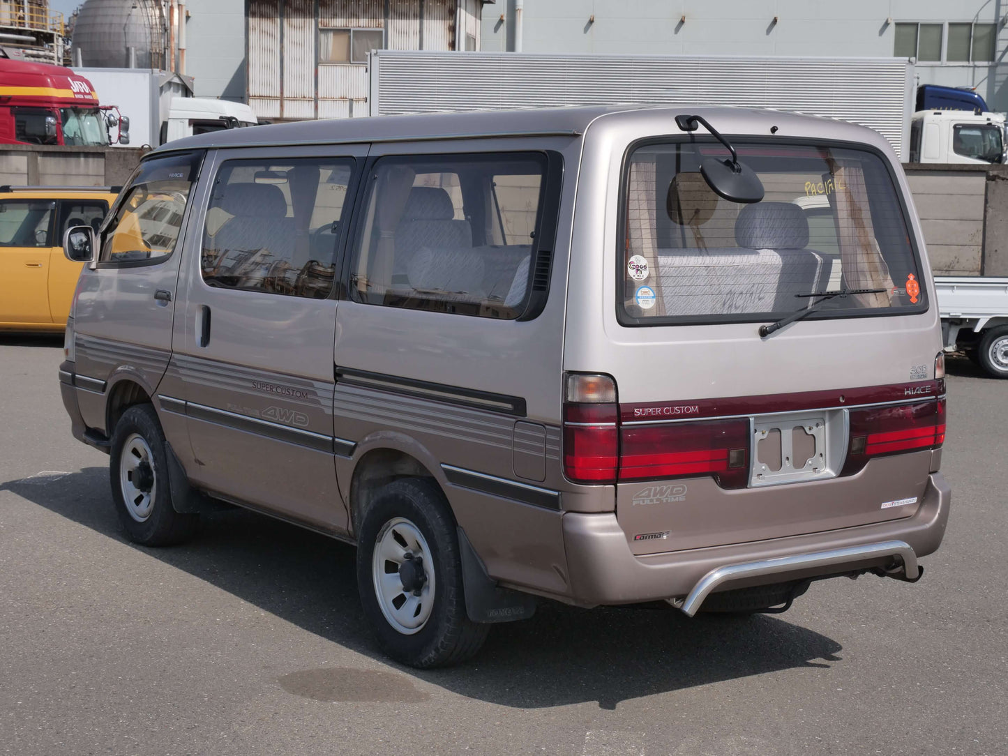 1994 TOYOTA HIACE SUPER CUSTOM 4WD VAN