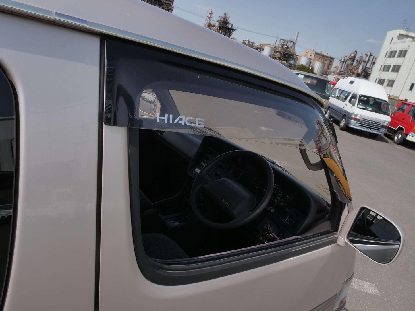1994 TOYOTA HIACE SUPER CUSTOM 4WD VAN