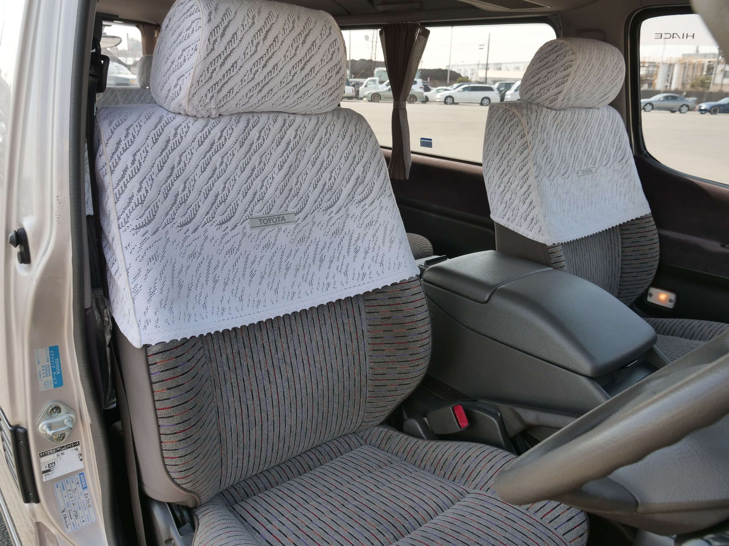 1994 TOYOTA HIACE SUPER CUSTOM 4WD VAN