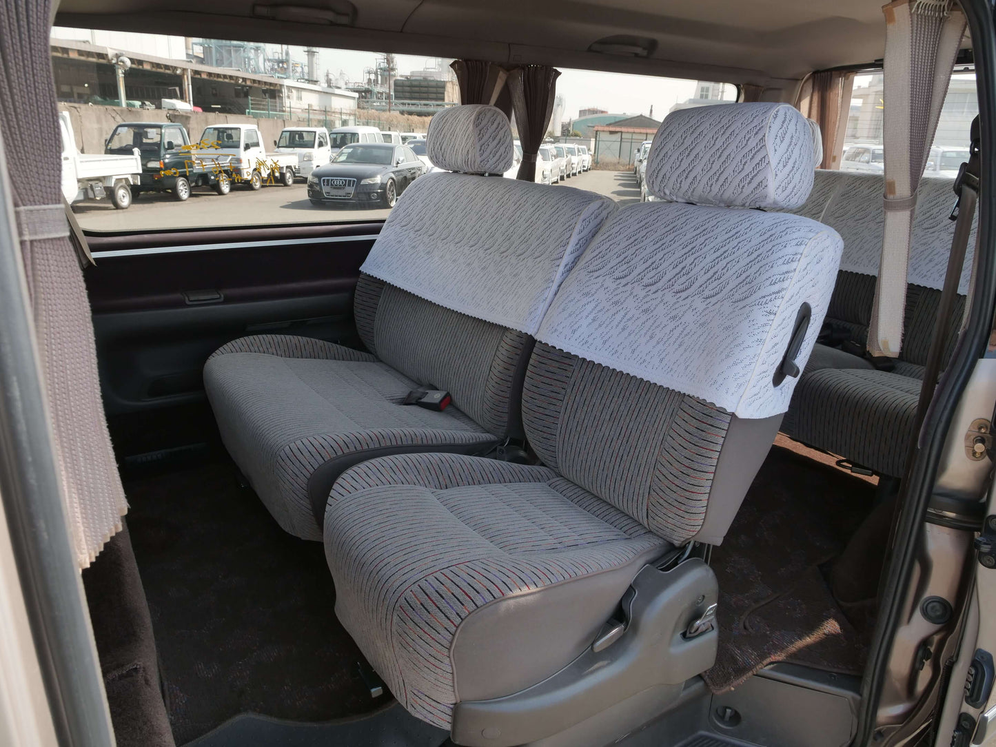 1994 TOYOTA HIACE SUPER CUSTOM 4WD VAN