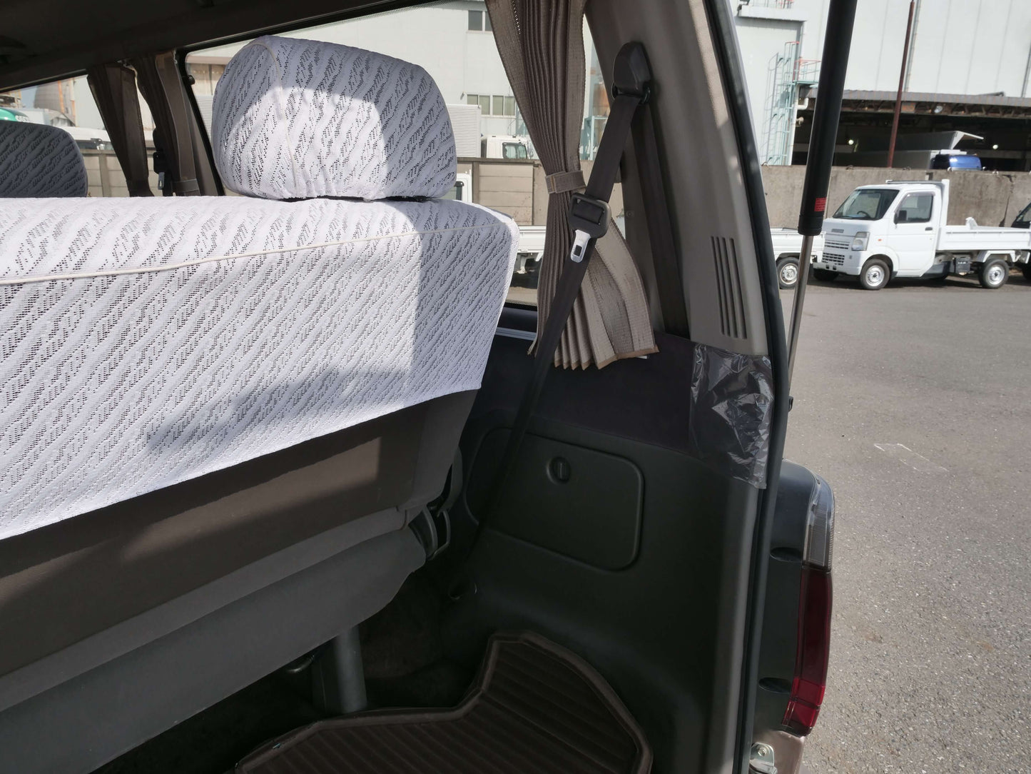1994 TOYOTA HIACE SUPER CUSTOM 4WD VAN